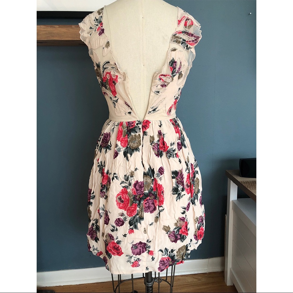 ASOS Cocktail Dress - Picture 3 of 8